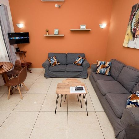 Appartement Charmant Et Lumineux Pointe Noire Buitenkant foto