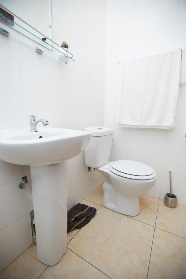 Appartement Charmant Et Lumineux Pointe Noire Buitenkant foto